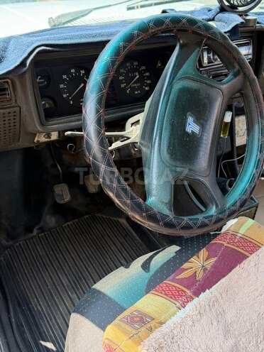 LADA (VAZ) 2107-4