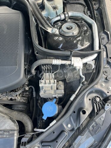 Mercedes E 220-19
