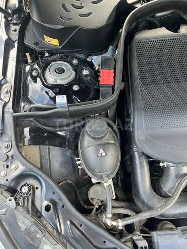Mercedes E 220-20