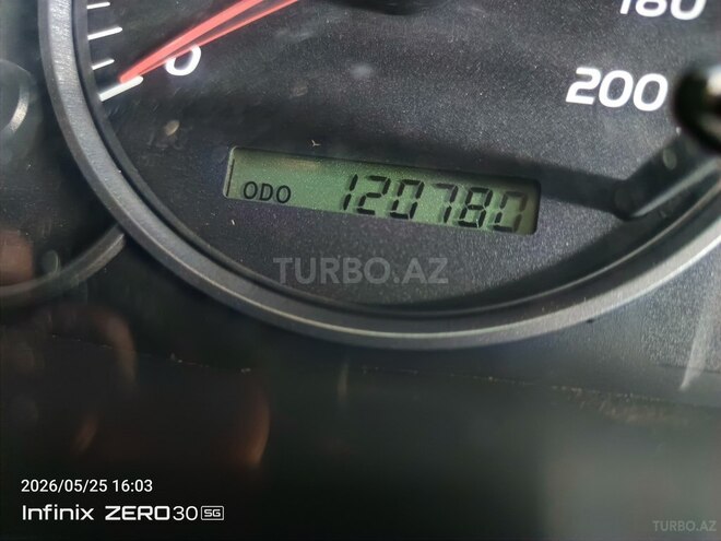 Toyota Land Cruiser Prado-3