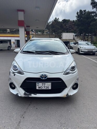 Toyota Aqua 2015, 238,000 km - 1.5 l - Bakı