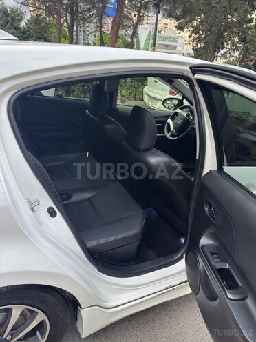 Toyota Aqua 2015, 238,000 km - 1.5 l - Bakı