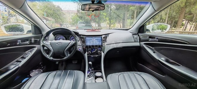 Hyundai Sonata-7