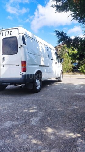 Ford Transit-7