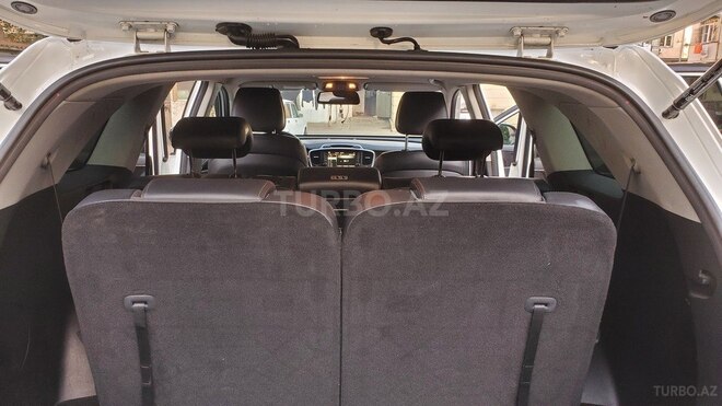 Kia Sorento-15