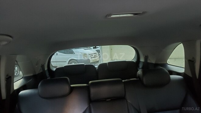 Kia Sorento-13