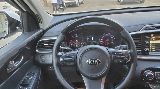 Kia Sorento-11