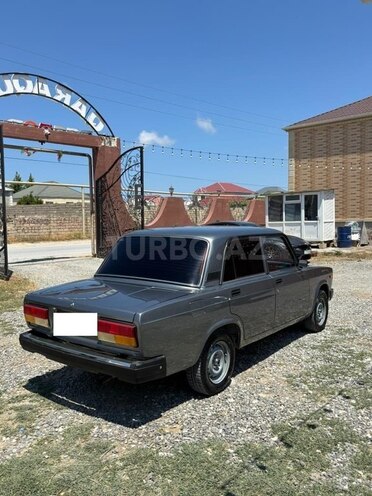 LADA (VAZ) 2107-5