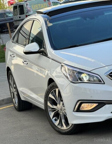 Hyundai Sonata-11
