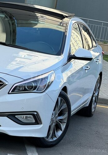 Hyundai Sonata-10