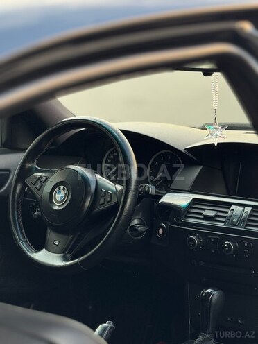 BMW 525-12