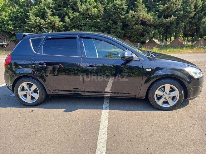 Kia Ceed-8