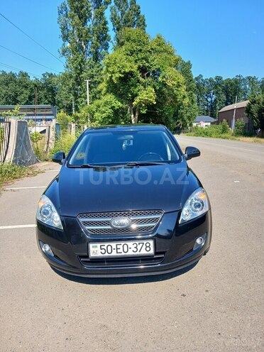 Kia Ceed-1