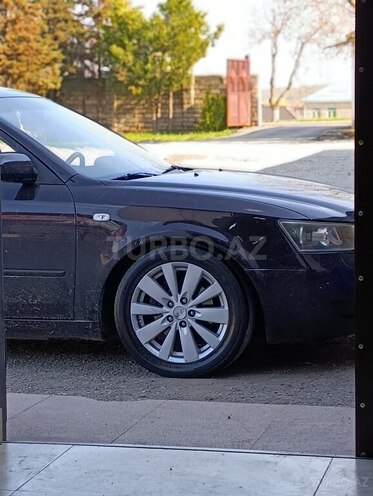 Hyundai Sonata-16