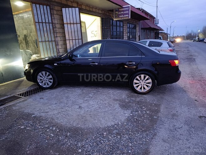 Hyundai Sonata-14