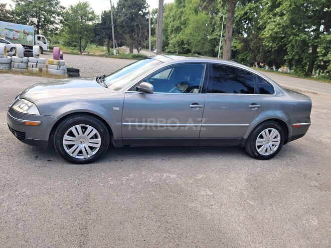 Volkswagen Passat-4