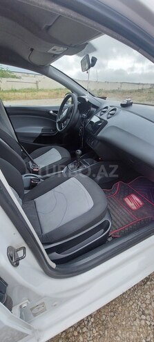 SEAT Ibiza-7