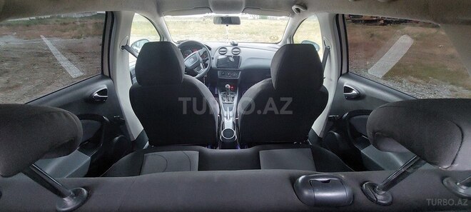 SEAT Ibiza-6