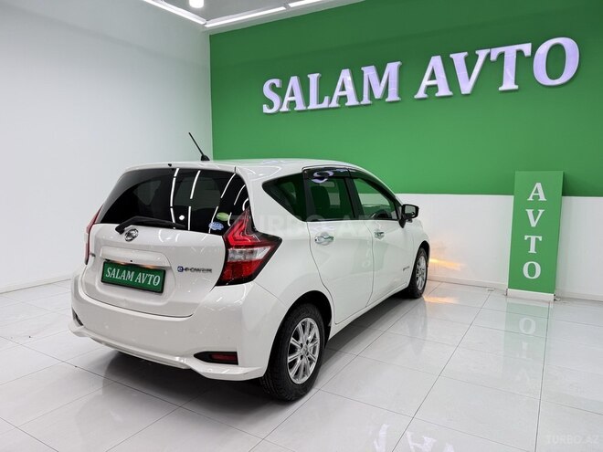 Nissan Note-6