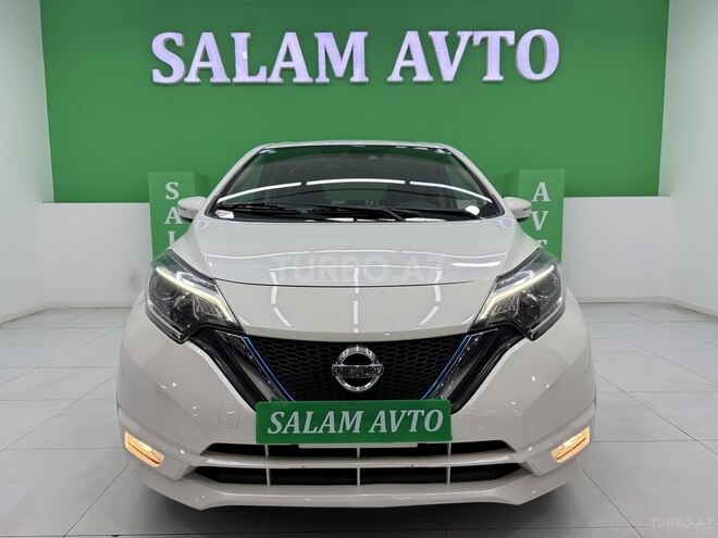 Nissan Note-2