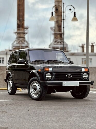LADA (VAZ) Niva-1