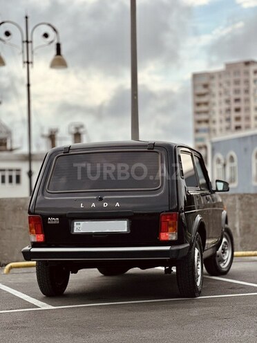 LADA (VAZ) Niva-11