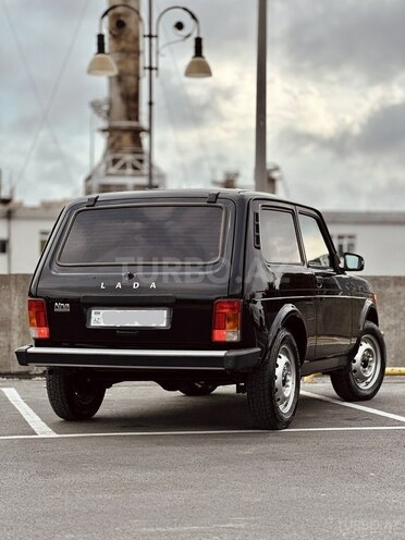 LADA (VAZ) Niva-12