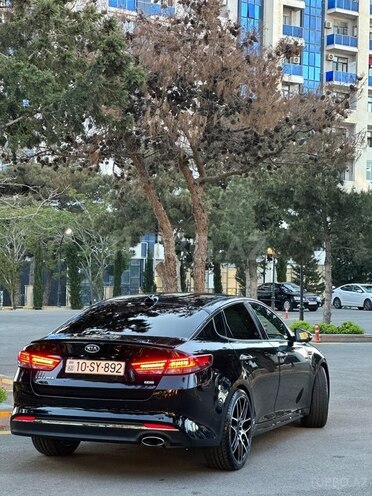 Kia Optima-3