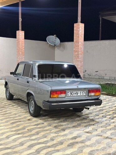 LADA (VAZ) 2107-2