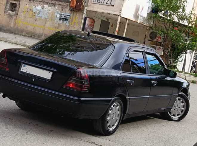 Mercedes C 200-7