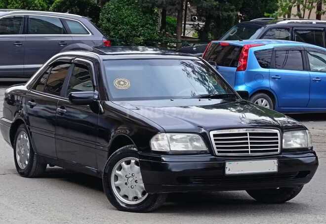 Mercedes C 200-6