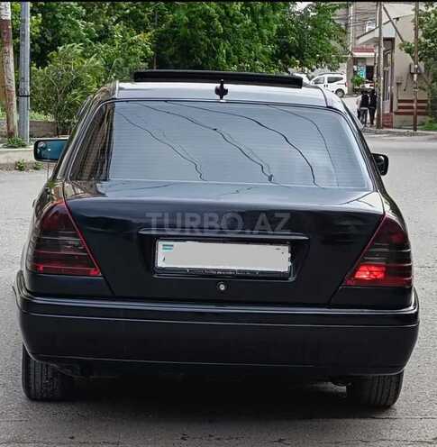 Mercedes C 200-8