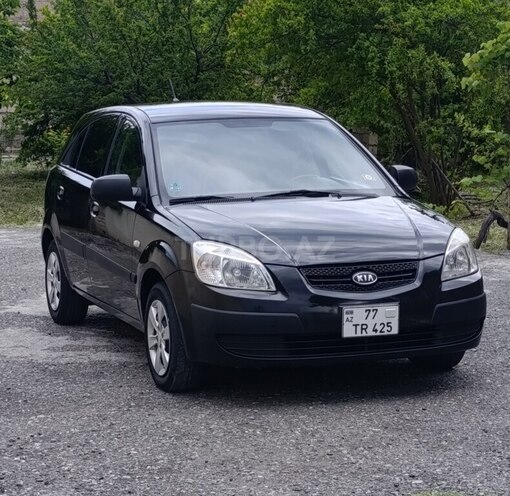 Kia Rio-1