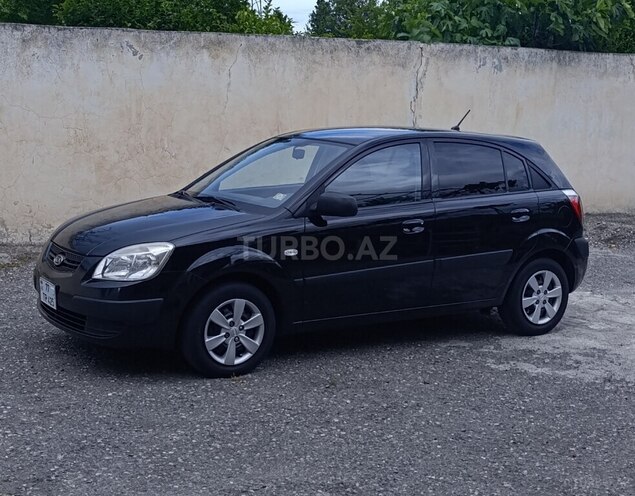 Kia Rio-5