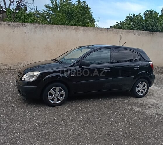 Kia Rio-10
