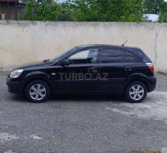 Kia Rio-9
