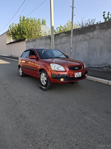 Kia Rio-4