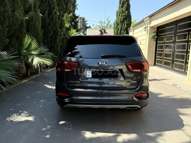 Kia Sorento-7