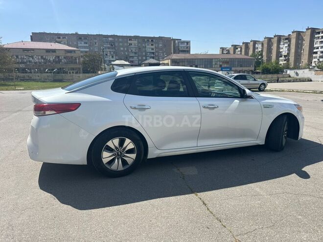 Kia Optima-17