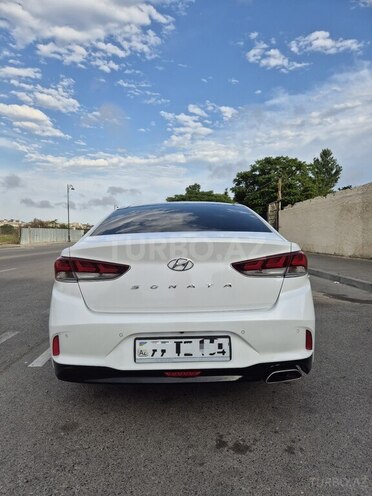 Hyundai Sonata-3
