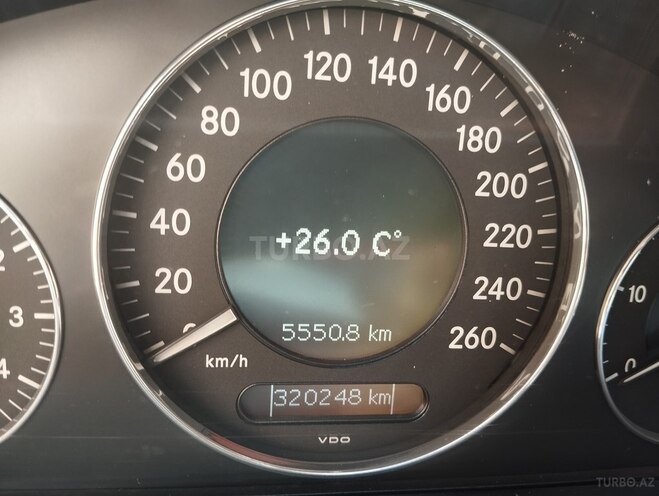 Mercedes E 280-16