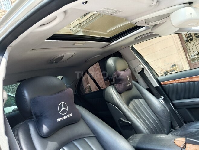 Mercedes E 280-8