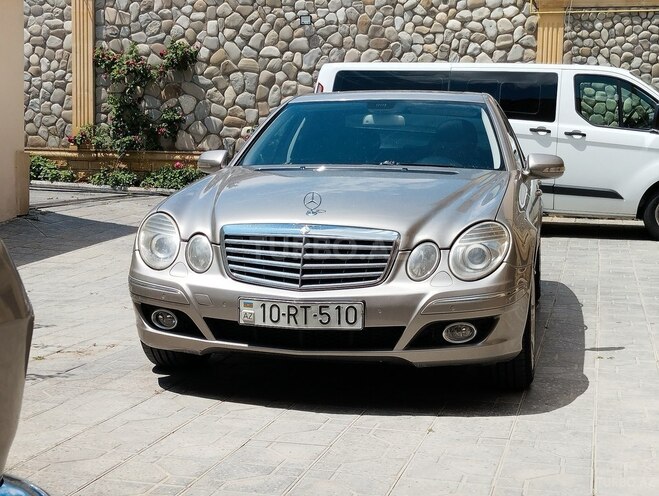 Mercedes E 280-2