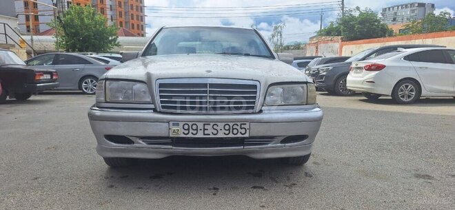 Mercedes C 220 1998, 413,000 km - 2.2 л - Xırdalan