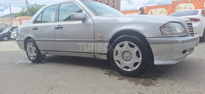 Mercedes C 220 1998, 413,000 km - 2.2 л - Xırdalan