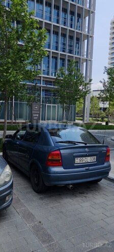 Opel Astra-2