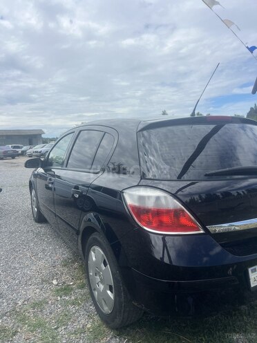 Opel Astra-7