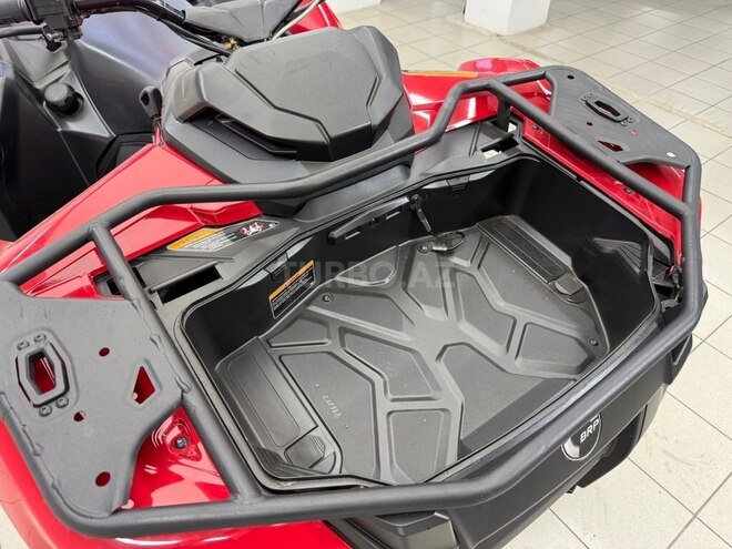 Can-Am Outlander 570-5