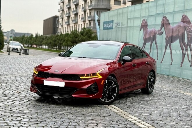 Kia K5-1