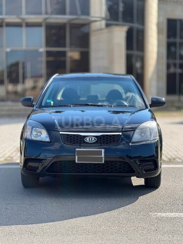 Kia Rio-1